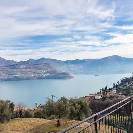 Residenza Coccinelle Vista D'iseo * 타베르놀라 베르가마스카