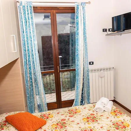 Residenza Coccinelle Vista D'iseo 아파트 *