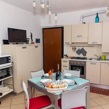 Residenza Coccinelle Vista D'iseo * 타베르놀라 베르가마스카